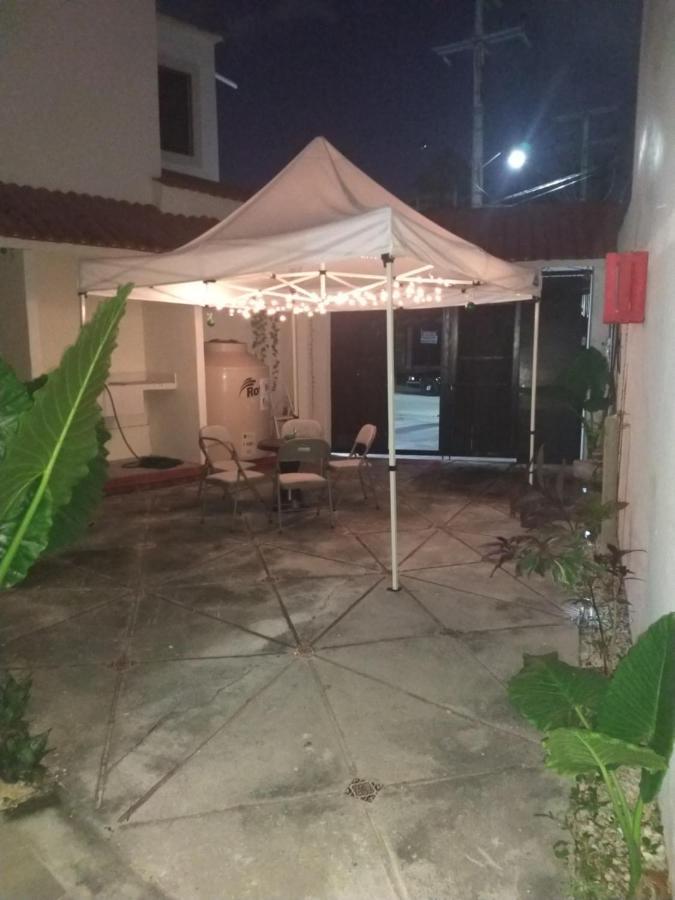 ホテル Casa Bugambilias カンクン エクステリア 写真